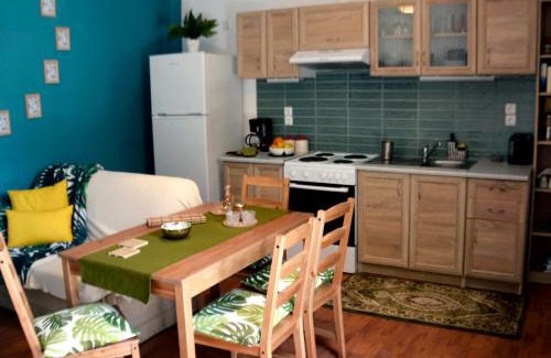 Archanes-Asterousia Apartment | Pet-Friendly Chrismma Apartment with Private Yard & Parking