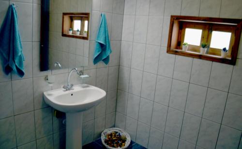 Archanes-Asterousia Apartment | Pet-Friendly Chrismma Apartment with Private Yard & Parking