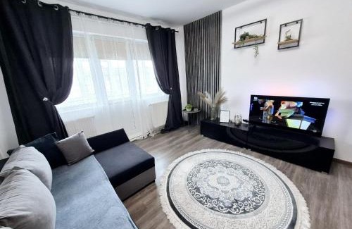 Bacau Apartment | Discover Christal Apartment: Guest Rated 9.8/10 & Family Friendly