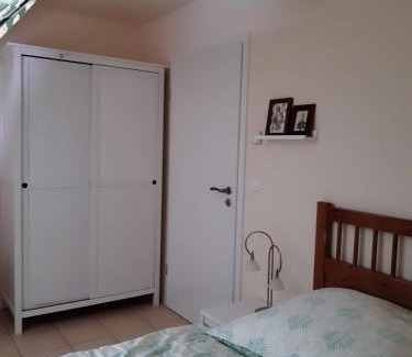 Kreideberg Apartment | Delightful Christas Nest - Family-Friendly Getaway in Lüneburg