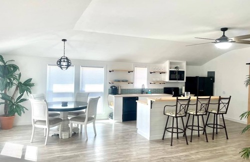 Cantonment Apartment | Discover Christian Retreat: Tranquil Oasis Near Pensacola