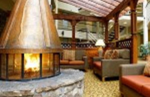 Avon Apartment | Premier Christie Lodge: Hot Tub & Spa in Avon, CO