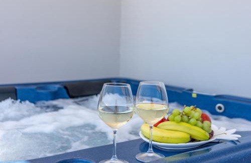 Kissamos Apartment | Christina Beach Hotel: Oceanfront Relaxation Awaits You