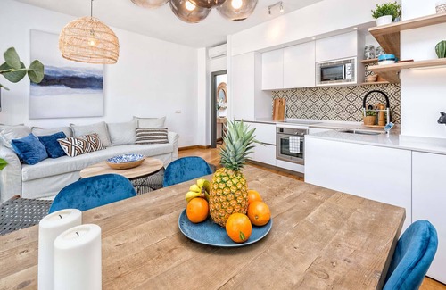 La Victoria Apartment | Discover Christina: Ocean View Holiday Home in Malaga