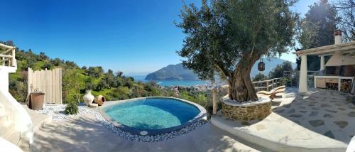 Skopelos Villa | Unforgettable Retreat at Christine's House: Pet-Friendly Oasis