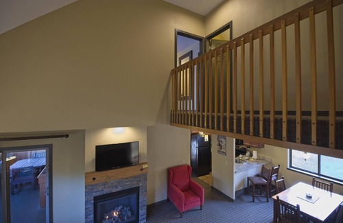 Wisconsin Dells Villa | Family-Friendly Christmas Mountain Village 2 Bedroom Villa