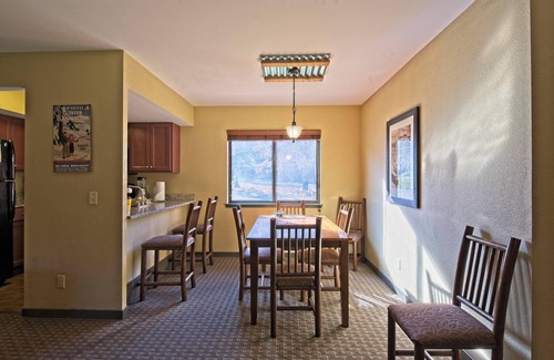 Wisconsin Dells Villa | Family-Friendly Christmas Mountain Village 2 Bedroom Villa