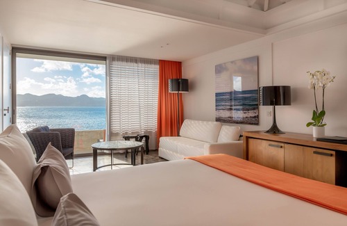 Pointe Milou Hotel | Indulgent Stay at Christopher Hotel - Rated 9.6/10