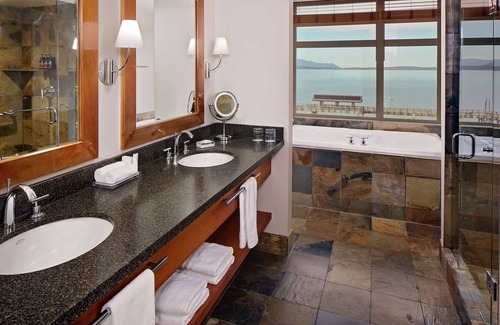 Fairhaven Hotel | Indulge at Chrysalis Inn & Spa Bellingham, Curio by Hilton