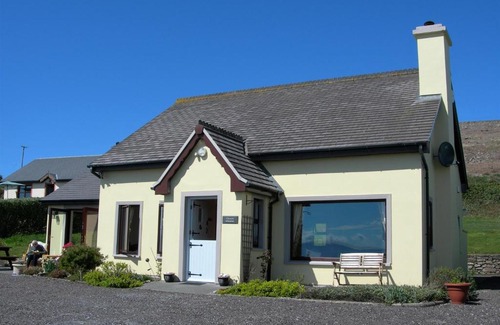 Ballyheigue House | Ocean View Retreat at Chuain Mhaire, Glenderry - 4 Stars
