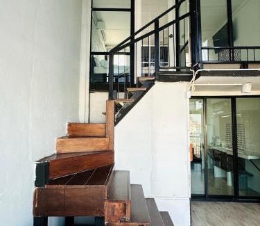 Bang Phlat Apartment | Chubby 9 Room 8: Budget-Friendly Getaway Awaits!