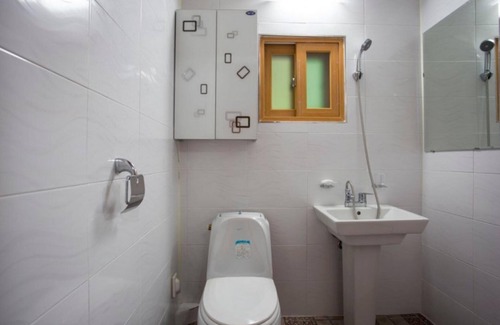Chungju House | Eco-Friendly Retreat at Chungju Solnaeeum Hanok Pension
