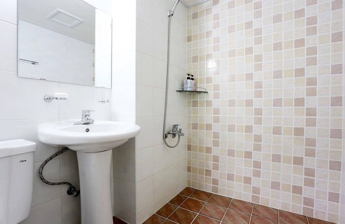 Chungju Hotel | Eco-Friendly Stay at Chungju Vision Park with Breakfast