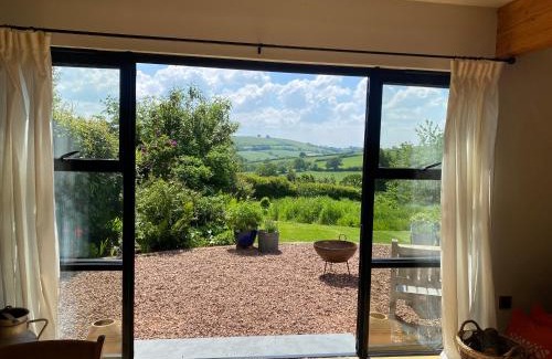Newton Saint Cyres House | Pet-Friendly Retreat at Church Farm Dairy - Rated 9.5/10