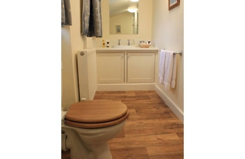 Thistley Green Bed & Breakfast | Guest Rated 9.8: Church Farmhouse B & B with Breakfast