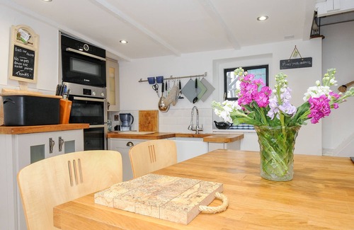 Lanreath House | Pet-Friendly Church View Cottage with Garden in Pelynt