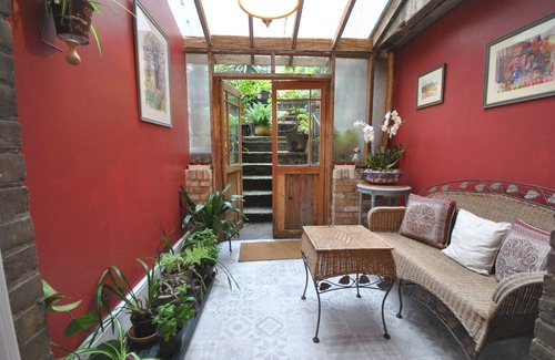 Dover House | Top-Rated Churchill Guest House with Delightful Dining