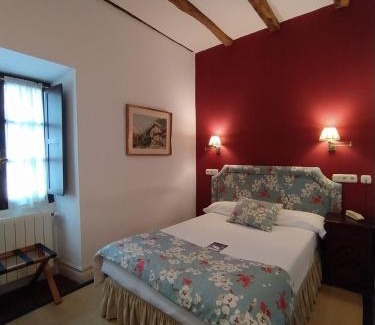 Vera de Bidasoa Hotel | Discover Comfort at Churrut Hotel with Family-Friendly Amenities