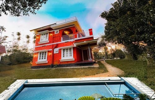 Sulthan Bathery House | Cozy Tripwayanad Homestay: Ideal for Families & Pets