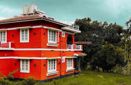 Sulthan Bathery House | Cozy Tripwayanad Homestay: Ideal for Families & Pets