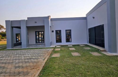 Chilanga Villa | Family-Friendly Chuumba Villas with Great Guest Ratings