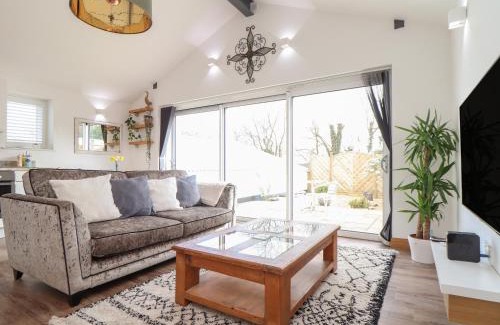 Mabe House | Pet-Friendly Chycoose: Rated 9.6/10 by Guests