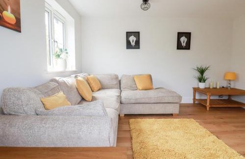 Cubert House | Pet-Friendly Retreat at Chynoweth House Awaits You