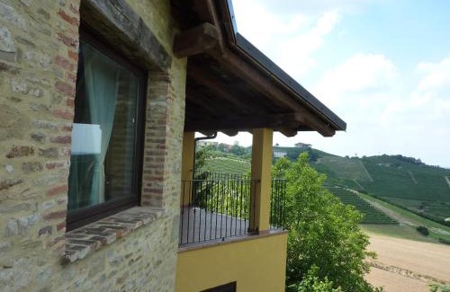 Dogliani House | Experience Cozy Holiday Homes in Dogliani, Italy