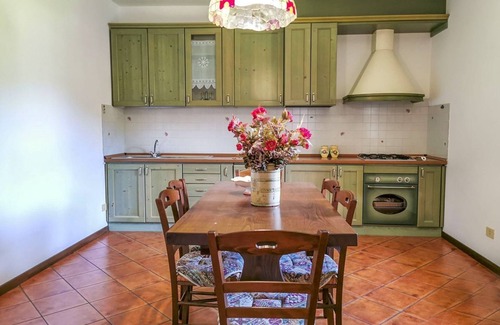 Lisciano Niccone Villa | Discover Ciaramicola: A Grand Villa with Pool & Spa