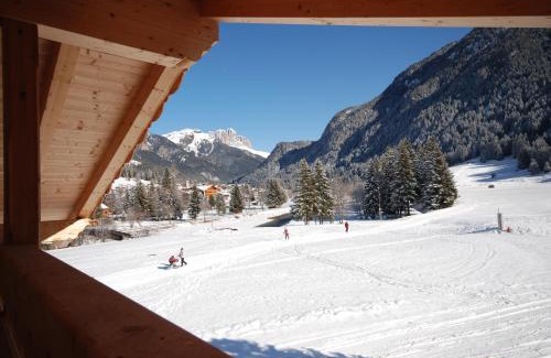 San Giovanni di Fassa Apartment | Guest Rated: Ciasa Rasom - Pet Friendly & Accessible Stay