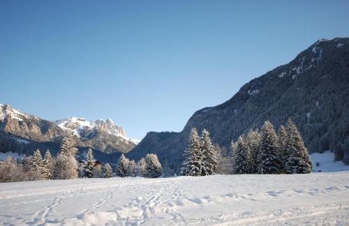 San Giovanni di Fassa Apartment | Guest Rated: Ciasa Rasom - Pet Friendly & Accessible Stay
