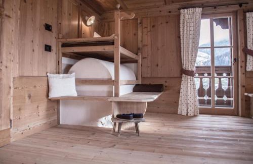 Mareo Apartment | Child-Friendly Retreat at Ciasa Somuer - Stöa, Rated 10/10