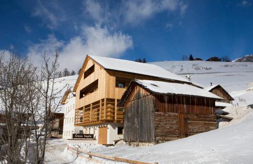 San Cassiano Apartment | Family-Friendly Retreat at Ciasa Soplà - 4-Star Comfort