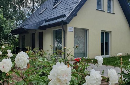 Nowy Dwor Gdanski Apartment | Tranquil Cicha Przystań: Pet Friendly with Ocean Views