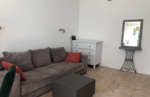 Nowa Praga Apartment | Cozy Apartment with Balcony - Family and Pet Friendly