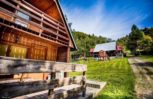 Baligrod Ski Chalet | Pet-Friendly Retreat at Cichy Zakątek - Rated 9.7/10