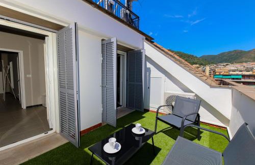 Sestri Ponente Apartment | Ciclamino House Terrace and Parking By ML WHITE HOUSE