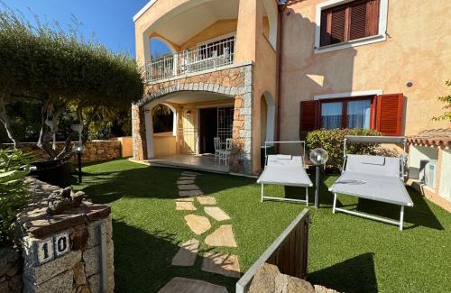 Pittulongu House | Discover Ciclone House: Oceanfront Retreat with Top Reviews