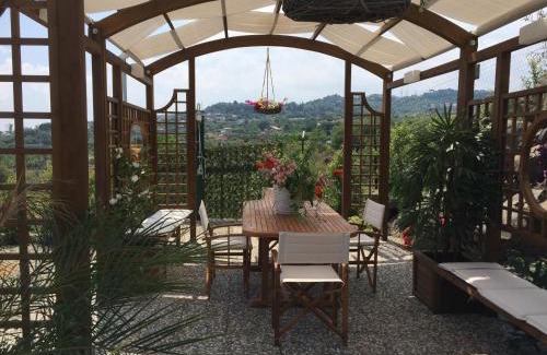 Vampolieri I Apartment | Relax at Ciclope's House with Mini Spa & Ocean Views