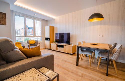 Burgos Apartment | Pet-Friendly Cid Campeador I: 4-Star Burgos Retreat