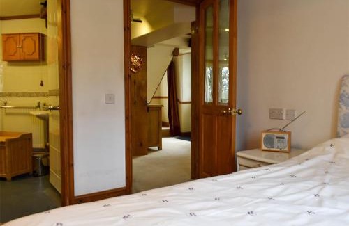 Tenbury Wells House | Pet-Friendly Cider Mill: Rated 9.2/10 for Family Fun
