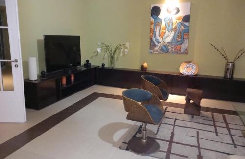 Dakar-Plateau Apartment | Ciel et mer F4