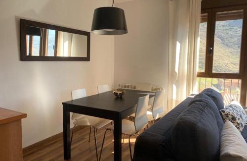 Camarena de la Sierra Apartment | Family-Friendly Apartamento San Mateo: A Cozy Retreat