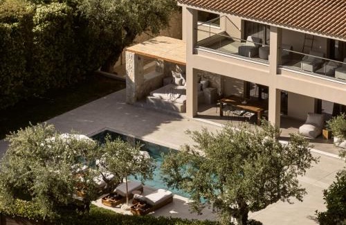 Zakynthos Town Villa | Discover Cielo Villas: Oceanfront Bliss with 10/10 Reviews