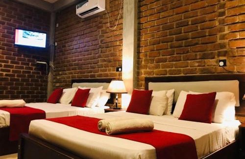 Anuradhapura Hotel | Family-Friendly Cielstar Resort with Pool and Breakfast