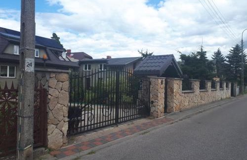 Augustow House | Pet-Friendly Cienisty Zakątek: Guest Rated 10/10!
