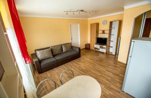 Daugavpils Apartment | Pet-Friendly Haven at Cietokšņa iela 55a - Rated 8/10