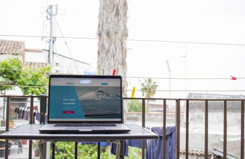 Cibali Apartment | Cozy Cifalino Apartment with Ocean View in Catania