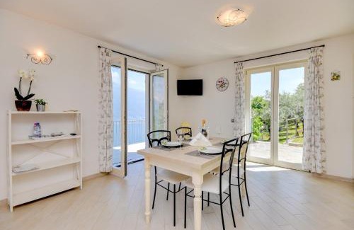 Tignale Apartment | Experience Comfort at Ciliegia - A 4-Star Family Retreat