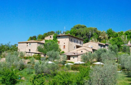 Poggiarello Apartment | Experience Ciliegio by Interhome: Pet-Friendly Retreat